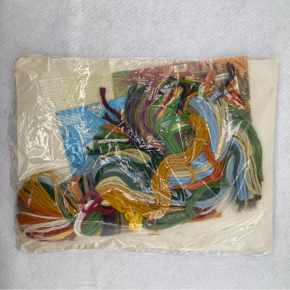 VTG The Creative Circle DIY Needlepoint Kit 1424 Harvest Time 1983 Embroidery - Picture 9 of 12